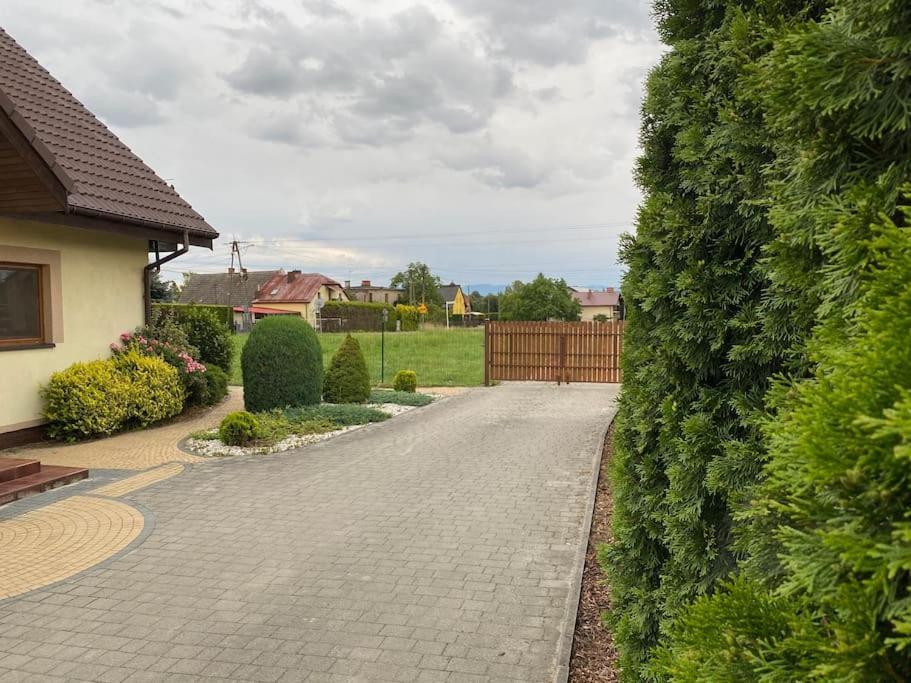 4 Bedroom Family House With Access To A Hot Tub โกจัลโควิเซ-เซดรอย ภายนอก รูปภาพ